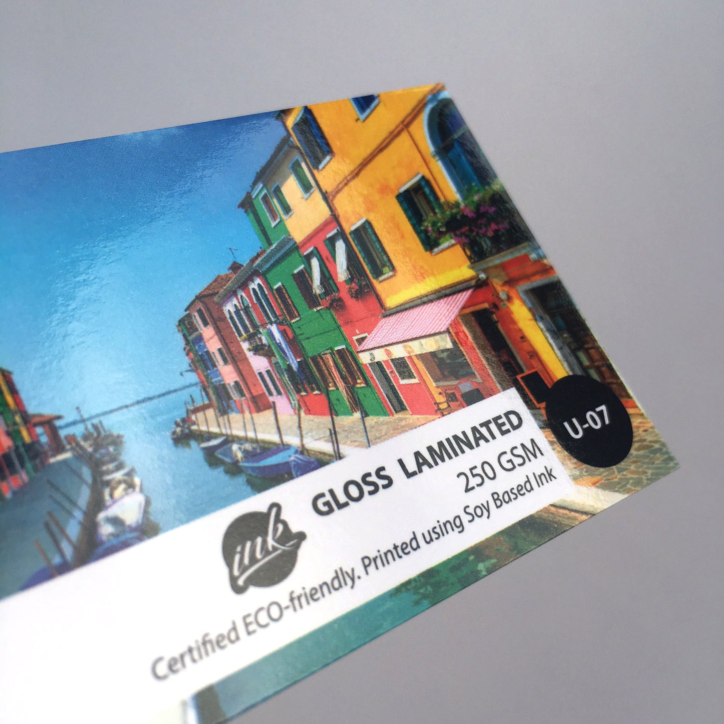 U-07: Gloss-Laminated Cardstock
